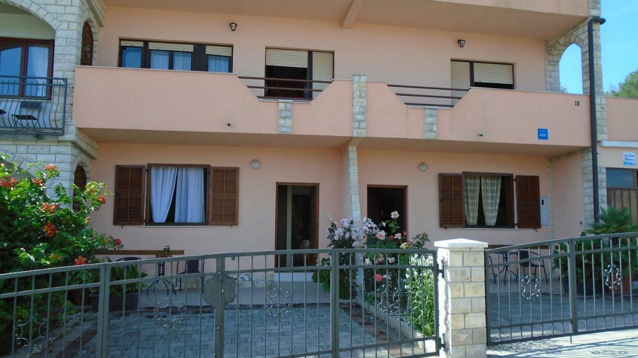 Apartmani A.Teskera Trogir Exteriér fotografie