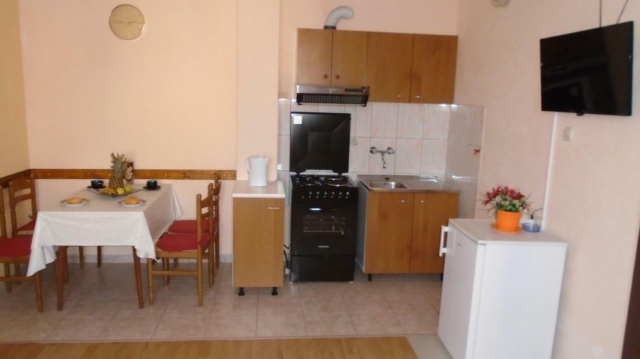 Apartmani A.Teskera Trogir Exteriér fotografie